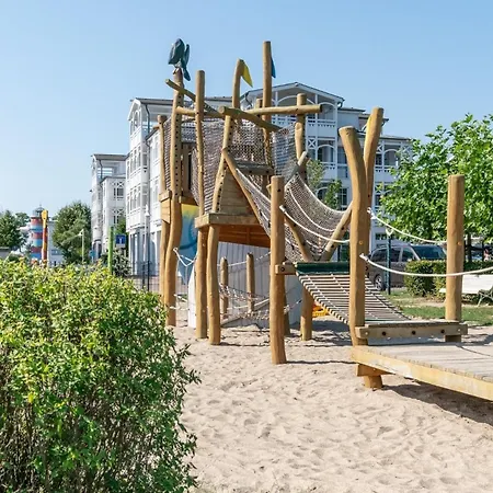 725, Seepark Апартаменты *